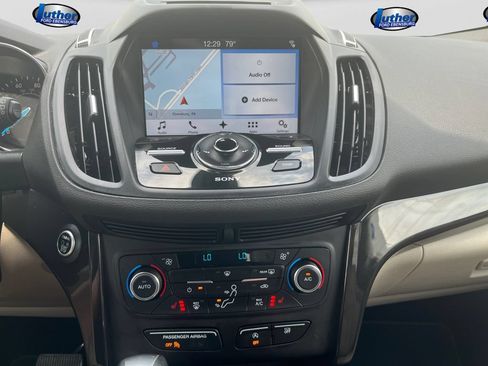 Used 2017 Ford Escape Titanium AWD/4WD image 23