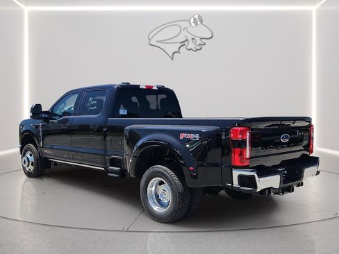 New 2026 Ford F350 Lariat w/ Lariat Ultimate Package AWD/4WD image 2