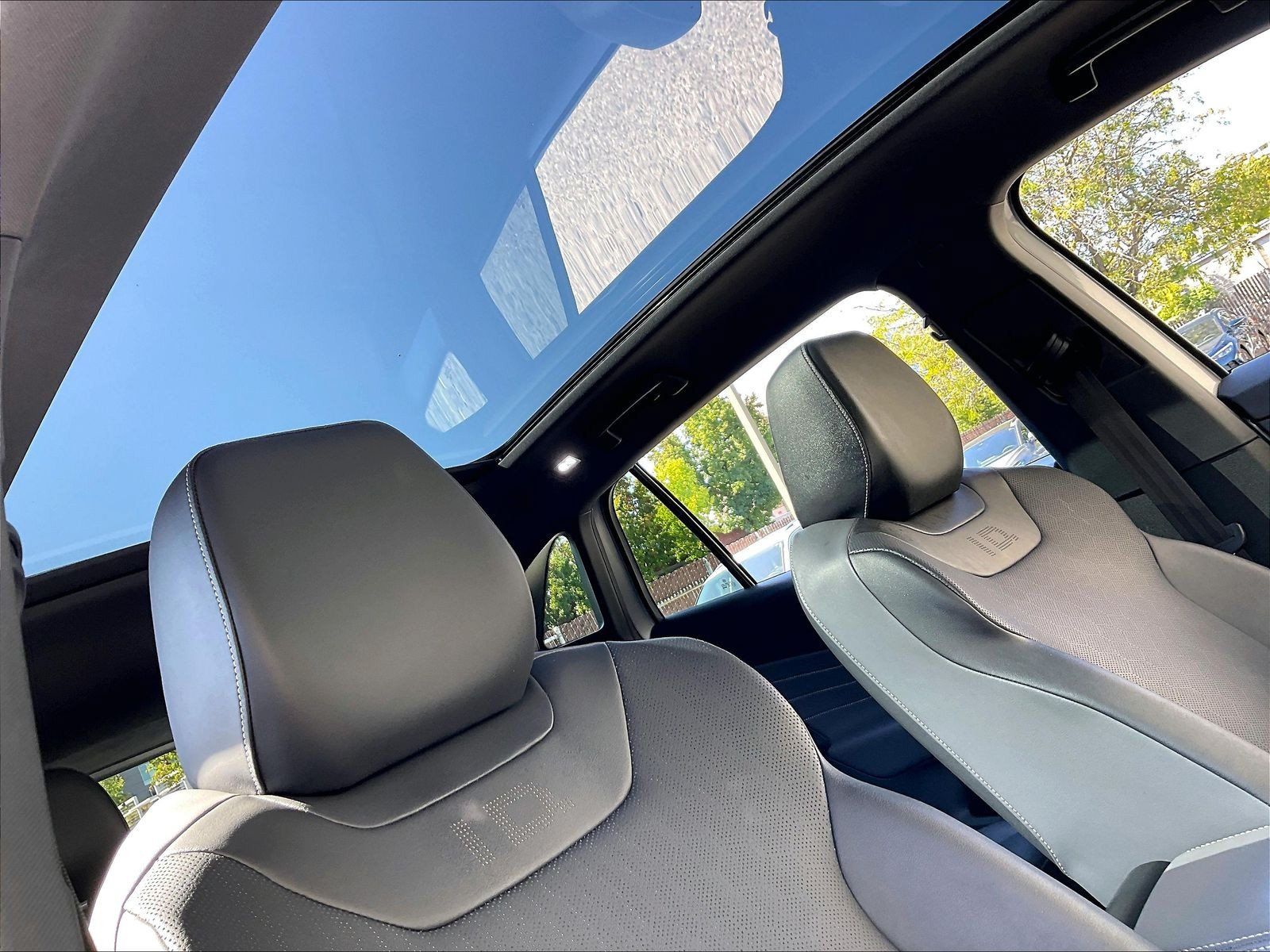 Certified 2023 Volkswagen ID.4 Pro S AWD/4WD image 28