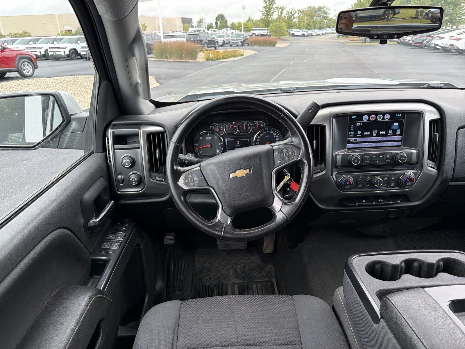 Used 2018 Chevrolet Silverado 1500 LT w/ All Star Edition AWD/4WD image 16