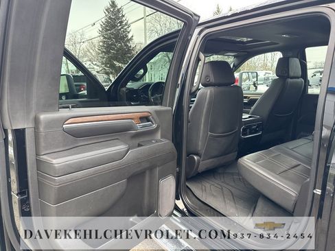 Used 2024 Chevrolet Silverado 3500 High Country w/ Technology Package image 23