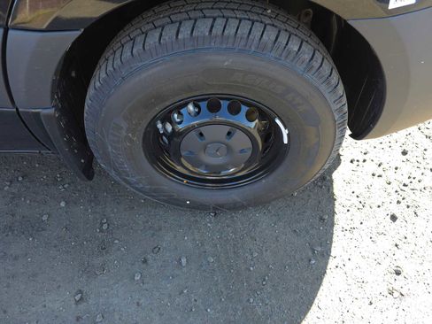 New 2025 Mercedes-Benz Sprinter 2500 image 9