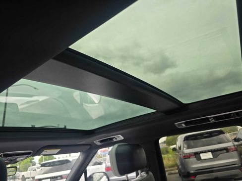 New 2026 Land Rover Range Rover Sport Dynamic SE AWD/4WD image 19