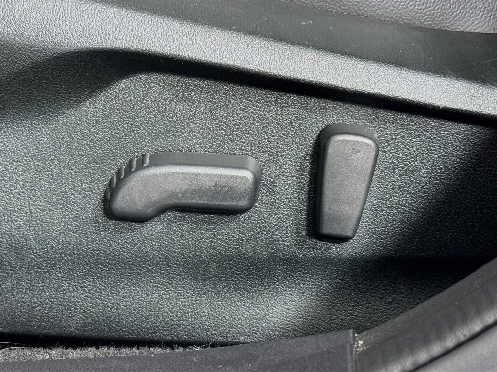 Used 2018 Subaru Crosstrek 2.0i Limited AWD/4WD image 16