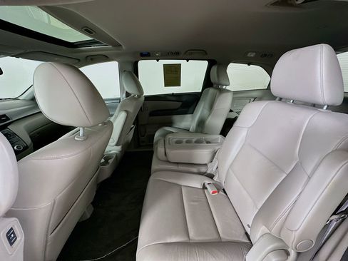 Used 2011 Honda Odyssey EX-L image 37