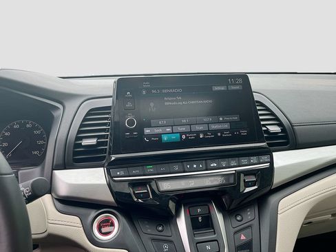 Used 2025 Honda Odyssey EX-L image 18