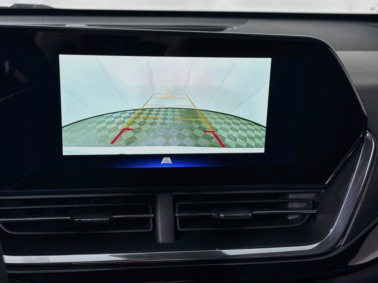 New 2026 Chevrolet Trax RS w/ Sunroof Package FWD image 7