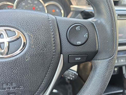Used 2016 Toyota Corolla LE FWD image 15