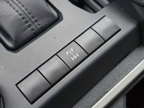 Certified 2025 Toyota Tacoma TRD Off-Road image 33