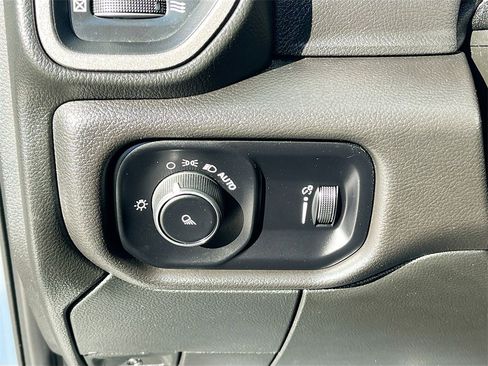 Used 2024 RAM 2500 Tradesman w/ Protection Group image 10