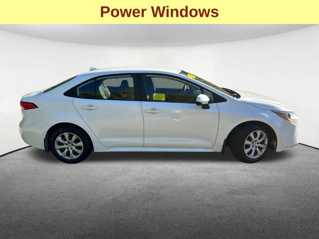 Used 2022 Toyota Corolla LE FWD image 11