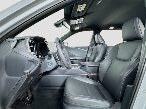 Used 2024 Lexus TX 350 AWD w/ Cold Weather Package image 9