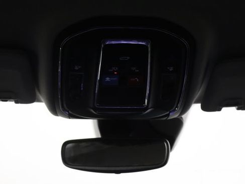 Used 2023 Jeep Grand Cherokee Limited w/ Black Appearance Package AWD/4WD image 23