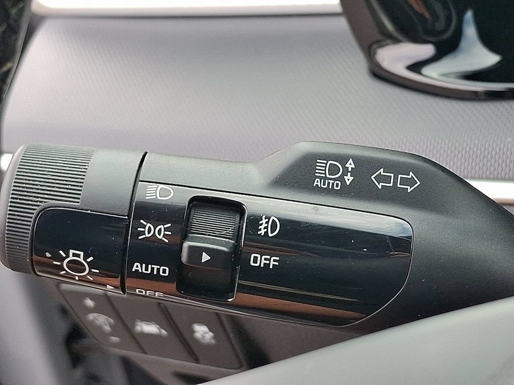 Used 2024 Kia K5 GT-Line FWD image 28