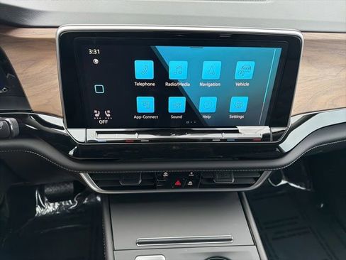 New 2026 Volkswagen Atlas SE AWD/4WD image 11