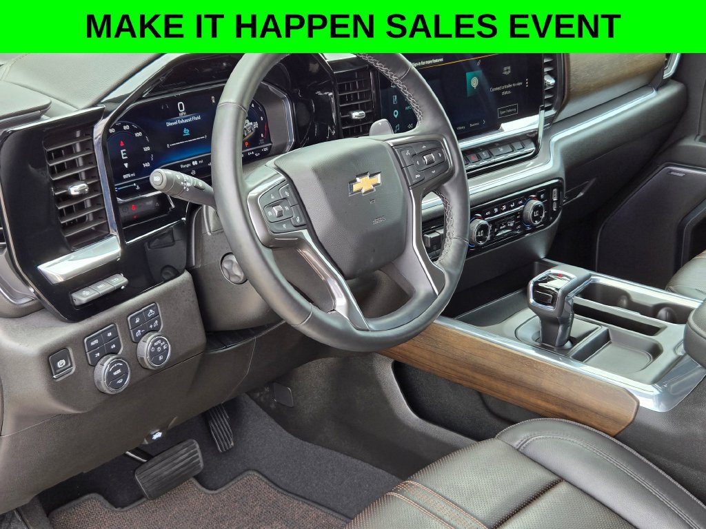 Used 2025 Chevrolet Silverado 1500 High Country w/ Technology Package AWD/4WD image 10