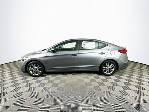 Used 2018 Hyundai Elantra SEL FWD image 6