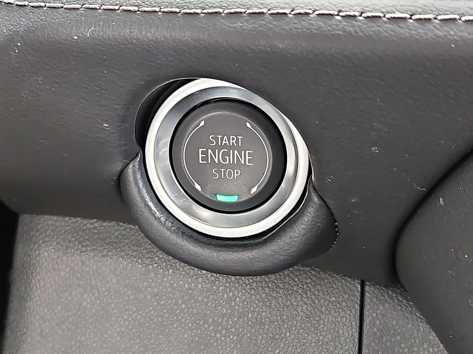 Used 2025 Chevrolet Tahoe LT AWD/4WD image 23