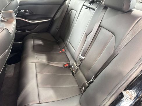 Used 2025 BMW 330i xDrive Sedan AWD/4WD image 27