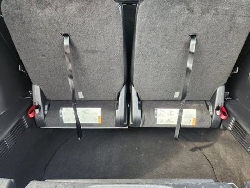 Used 2016 Ford Explorer XLT w/ Equipment Group 202A FWD image 31