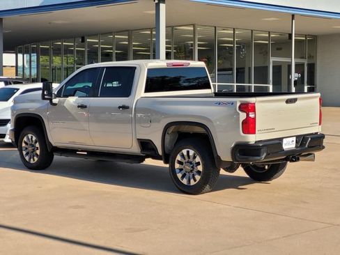 Used 2026 Chevrolet Silverado 2500 Custom w/ Custom Value Package AWD/4WD image 6