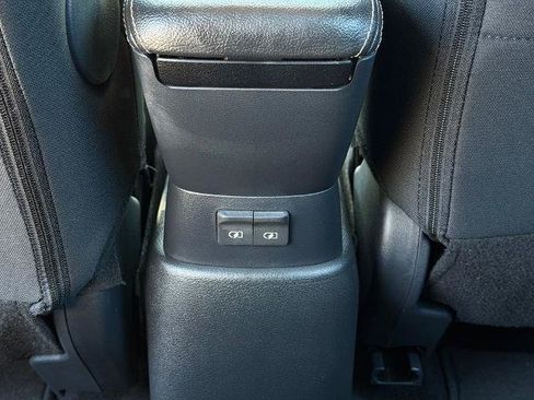 Certified 2025 Nissan Kicks Play S FWD image 13