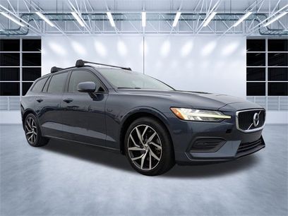 Used 2020 Volvo V60 T5 Momentum