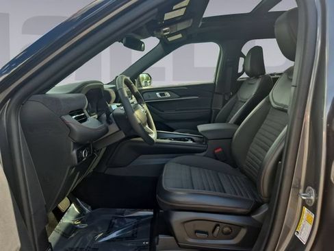 Used 2025 Ford Explorer ST-Line w/ Premium Package AWD/4WD image 10