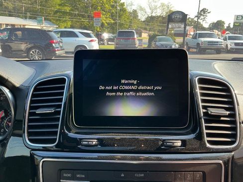 Used 2017 Mercedes-Benz GLE 43 AMG 4MATIC Coupe image 21