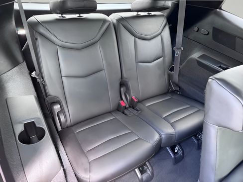 Used 2023 Cadillac XT6 Premium Luxury AWD/4WD image 32