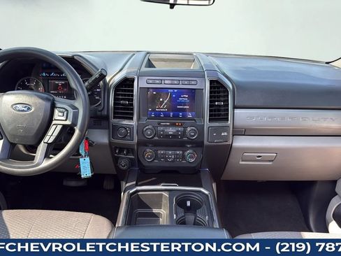 Used 2022 Ford F350 XLT w/ XLT Premium Package AWD/4WD image 17