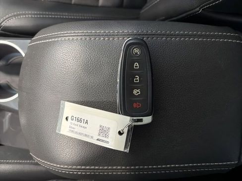 Used 2015 Ford Escape Titanium FWD image 41