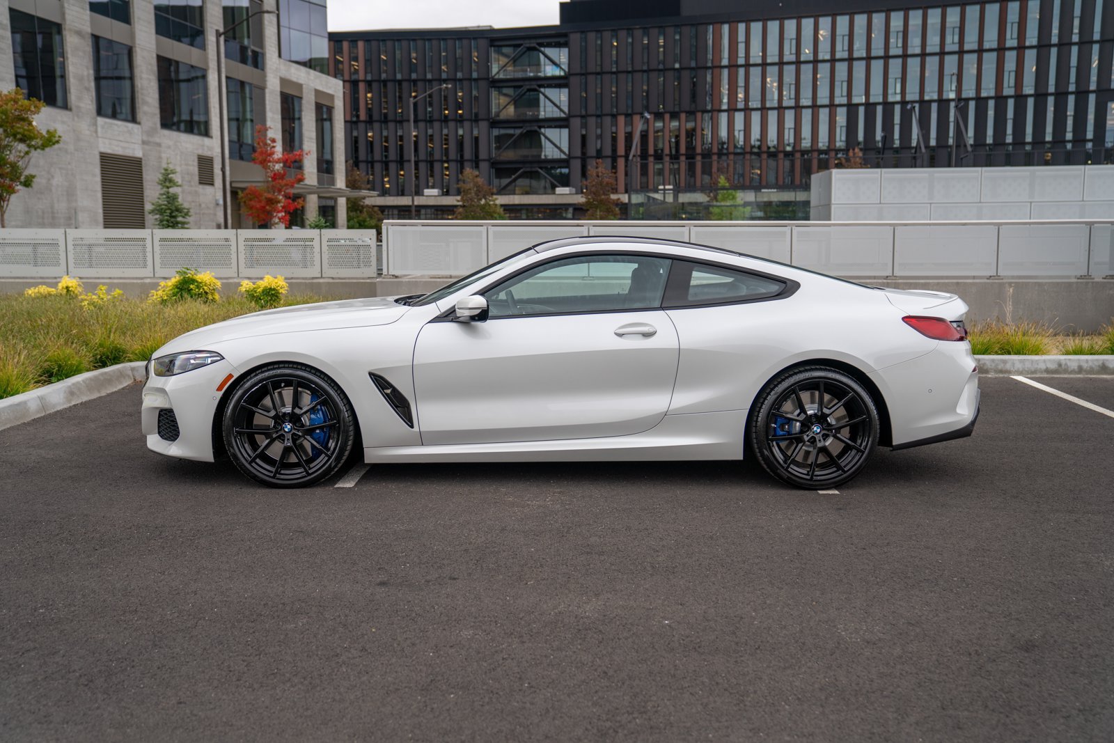 Used 2019 BMW M850i xDrive Coupe AWD/4WD image 2