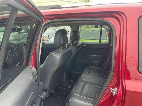 Used 2016 Jeep Patriot High Altitude image 14