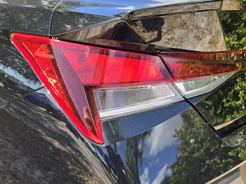 Used 2025 Hyundai Elantra Sport image 6