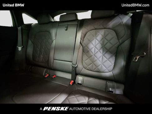 Used 2024 BMW X6 xDrive40i w/ Premium Package image 13