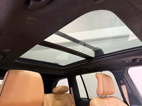 Used 2022 Jeep Grand Cherokee Summit AWD/4WD image 82