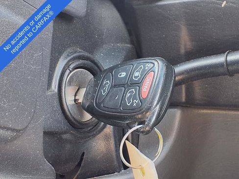 Used 2007 Dodge Grand Caravan SXT image 25