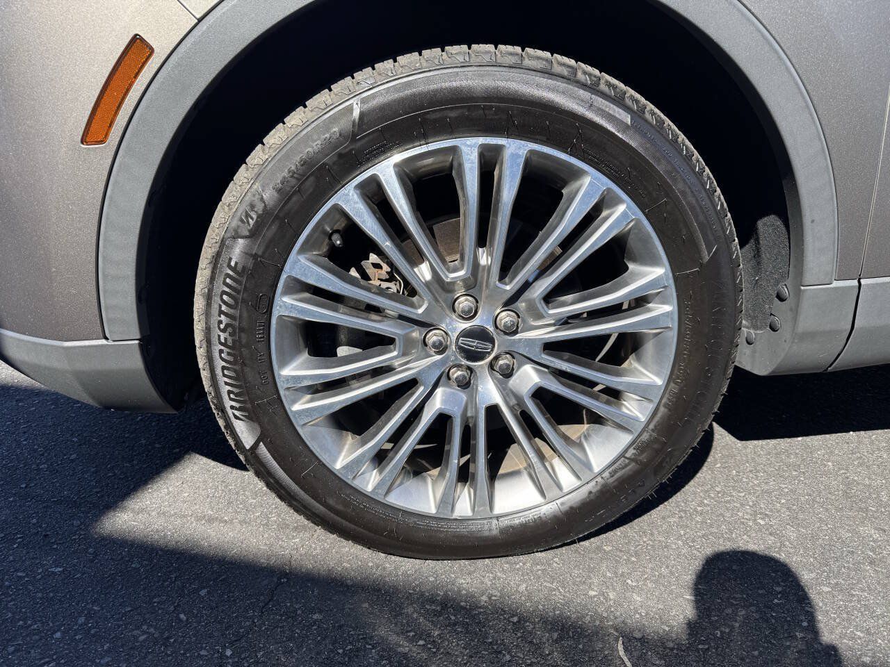Used 2016 Lincoln MKX Reserve w/ Climate Package AWD/4WD image 39