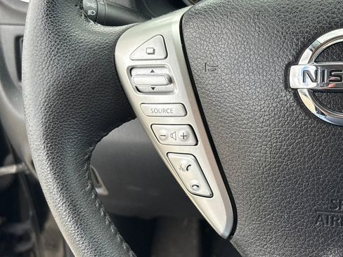 Used 2015 Nissan Versa Note SV image 18