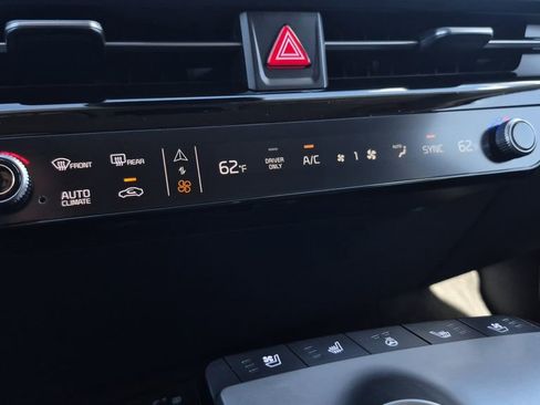 New 2025 Kia EV6 Wind image 22