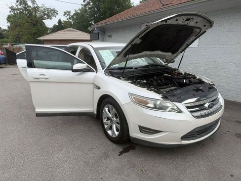 Used 2010 Ford Taurus SEL AWD/4WD image 9