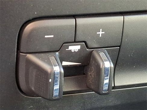 Used 2015 RAM 1500 Big Horn image 25