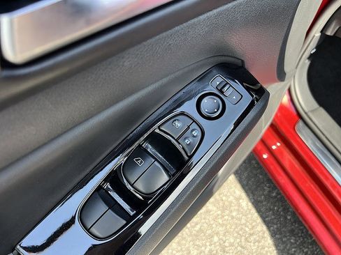 Certified 2024 Nissan Altima 2.5 SL image 21