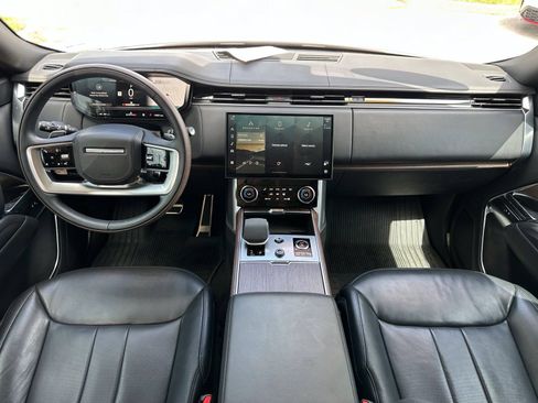 Used 2023 Land Rover Range Rover SE AWD/4WD image 13