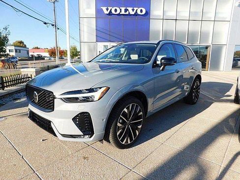 New 2026 Volvo XC60 B5 Ultra w/ Protection Package Premier AWD/4WD image 3