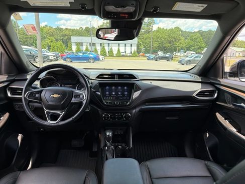 Used 2022 Chevrolet TrailBlazer ACTIV w/ Technology Package AWD/4WD image 8