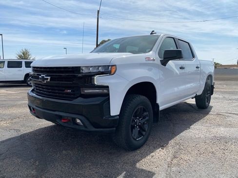 Used 2022 Chevrolet Silverado 1500 LT Trail Boss AWD/4WD image 2