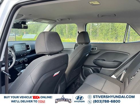 New 2026 Hyundai Venue SE image 20