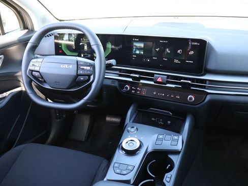 New 2026 Kia Sportage S image 12